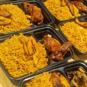 Jollof Rice with Chicken (5ps chicken)